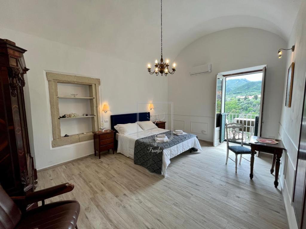 Il Casanova Hotel Тропеа Екстериор снимка