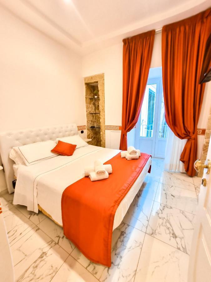 Il Casanova Hotel Тропеа Екстериор снимка