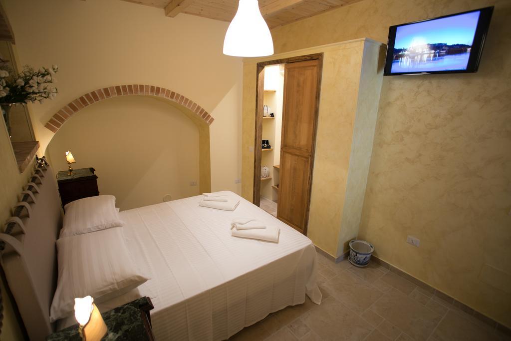 Il Casanova Hotel Тропеа Екстериор снимка